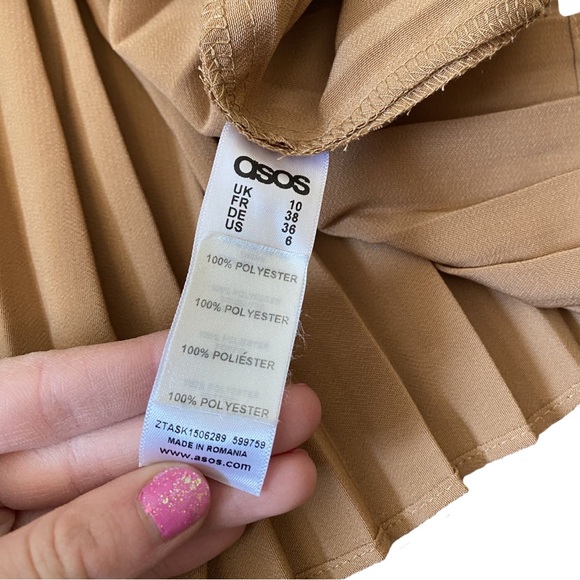 ASOS Dark Beige Brown Pleated Mini Skirt Women Size 6 Six Chic Work Minimalist - Picture 4 of 7